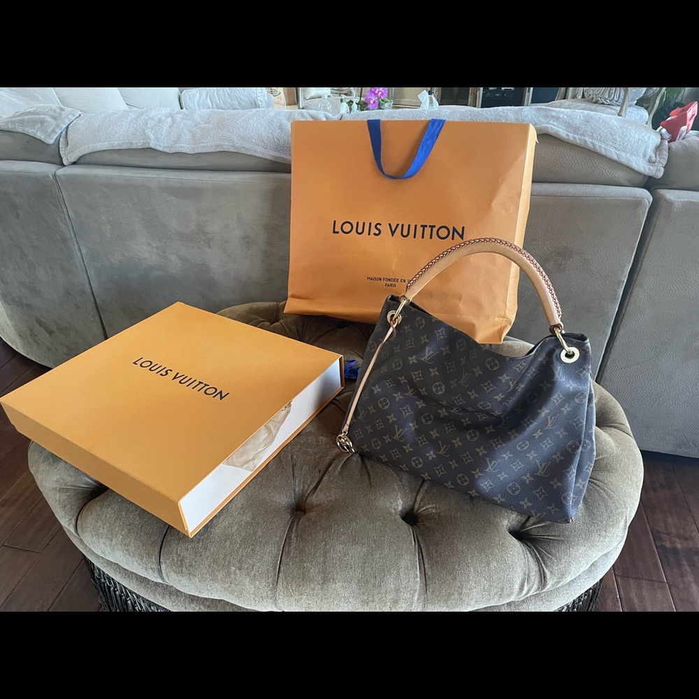 Artsy MM Louis Vuitton Bag Authentic